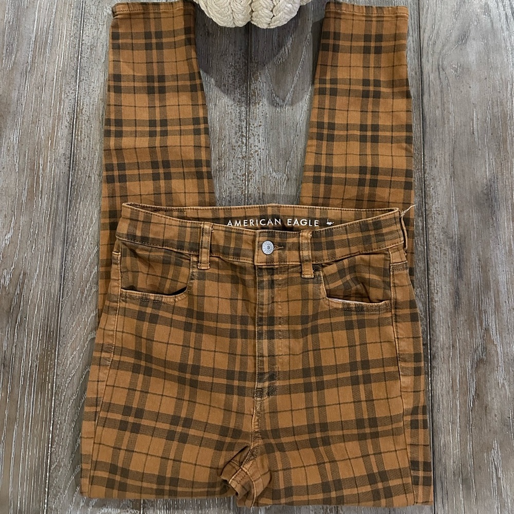 American Eagle Brown Plaid Pants